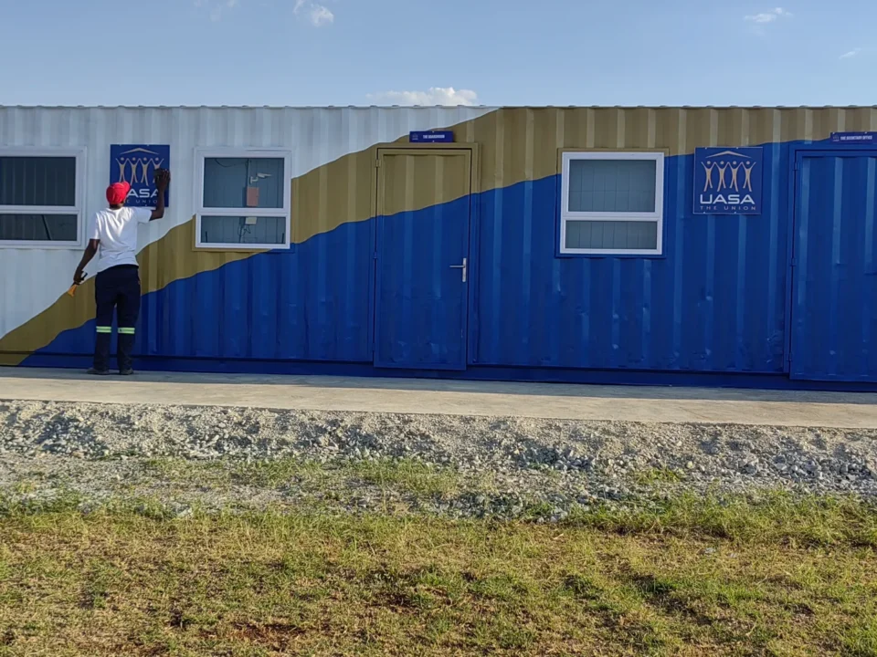 Blue and gold office, finished