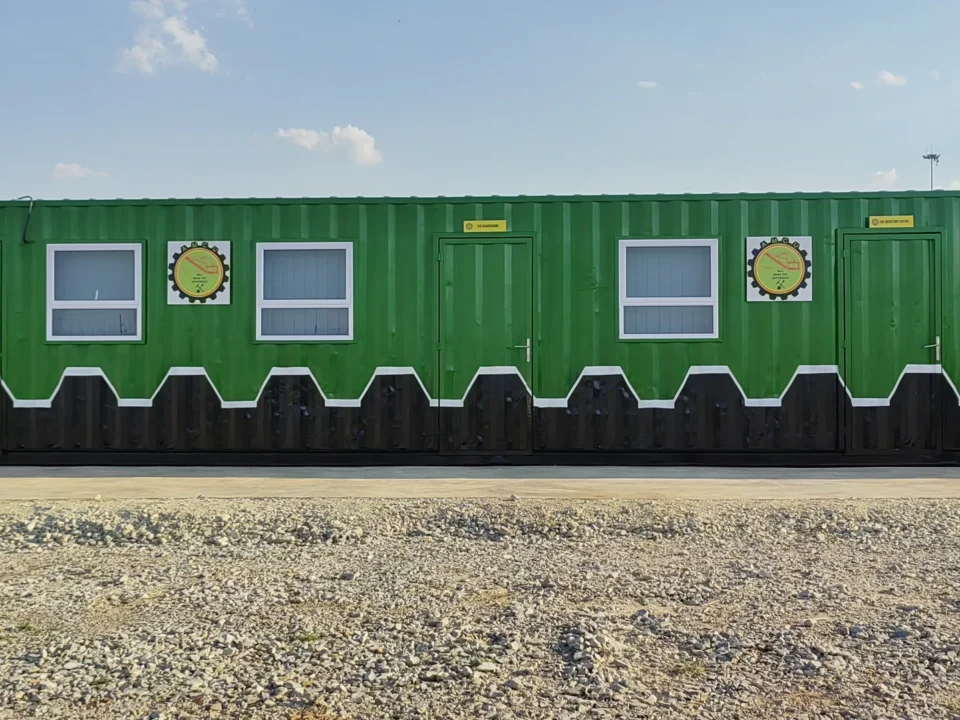 Green block, finished